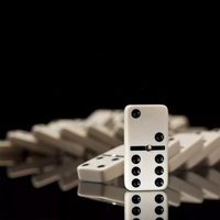 Ensemble de dominos irvory antiques professionnels Double 6 boîte en plastique logo personnalisé coller dessus pour jeu de Offre Spéciale