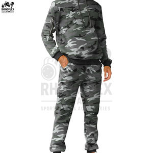 ชุดวอร์มลายพรางแบบสวมหัวสำหรับผู้ชาย ผลิตโดยโรงงาน OEM ขายส่ง ลายพิมพ์เต็มตัว ผ้าฟลีซ ชุดวอร์มลายพรางแบบสวมหัวสำหรับขาย - Product Image 4