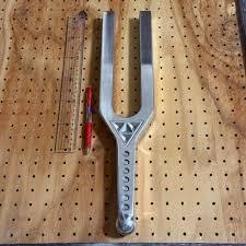 Diapasons géants pour la thérapie sonore, fournitures de laboratoire - Product Image 3