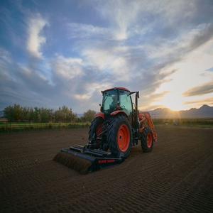 Qualité, moteur. Tracteur Kubota, Tracteur de marche avec siège. Prix bas, diesel élevé - Product Image 1