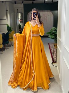 Dernier créateur Attractive Heavy Rangoli Silk Multi Thread & Zari Embroidery Work Wedding fonction wear Lehenga - Product Image 3
