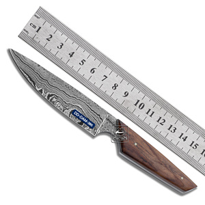 Cuchillo de Caza Personalizable Hecho a Mano DD-DAM-384, Hoja de Acero de Damasco con Punta de Clip, Grosor de 4 mm, Mango de Madera de Nogal Exótico con Grabado - Product Image 3