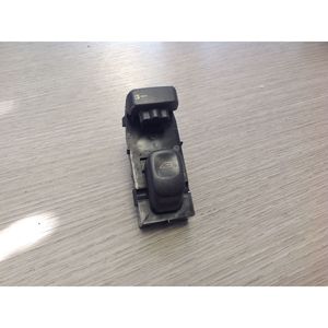 PANEL DE BOTONES DELANTERO DERECHO VOLVO V40 S. Wagon 2ª Serie 30889753 (00>03) - Product Image 1