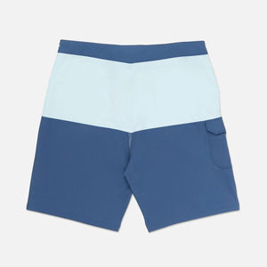 2024 Short de surf personnalisé pour hommes Séchage rapide Style hawaïen 100% Polyester Maillot de bain avec poches de plage pour les vacances en bord de mer - Product Image 3