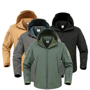 Veste Softshell Homme OEM Élégante à Capuche – Design Urbain Moderne, Coupe-Vent et Résistante à l'Eau – Manteau Tendance pour Trajet Quotidien - Product Image 4