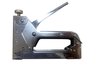 Cucitrice in metallo di alta qualità per graffette da 6 a 14 mm. (Mota GE31) - Product Image 1