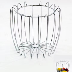 Panier de fruits en fil de fer vide moderne chromé - Product Image 1