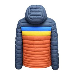 Chaquetas de Invierno con Logotipo Personalizado Impreso OEM, Chaqueta Impermeable Acolchada para Hombre con Bolsillo - Product Image 3