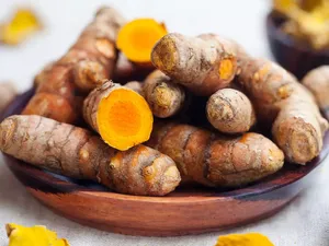 Raíz de cúrcuma congelada de calidad superior para jabón natural, aceite esencial, extracto de hierbas y procesamiento de productos crudos para la salud - Product Image 4