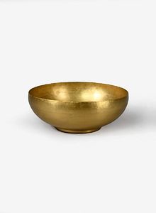 Cuenco de latón sagrado con amuleto antiguo adecuado para usar en santuarios domésticos de templos u ofrendas rituales - Product Image 5