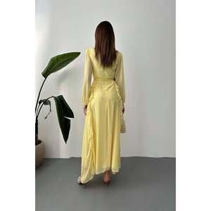 Vestido Midi Amarillo Sólido de Gasa Tejida con Cinturón y Lazos en la Cintura Natural - Product Image 4