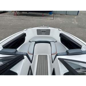 Fibrafort 212 Bowrider, Lancha de Carreras de Alto Rendimiento, 100 HP, 6.73x2.32m - Product Image 6