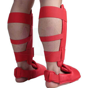 Protections de tibia en cuir de haute qualité, design durable, rembourrage respirant et doux, légères, protection optimale pour les matchs et les entraînements - Product Image 2