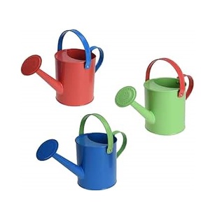 Design de luxe en métal arrosoir fait à la main de différentes couleurs rouge/vert/bleu arrosoir à un prix abordable - Product Image 1