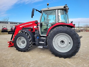 Tracteur Massey Ferguson 5S.145 145HP MFWD à vendre, prix réduits disponibles - Product Image 4