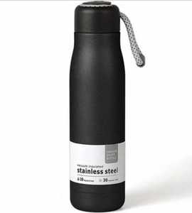 Botella de agua deportiva sin BPA con tapa abatible Botella reutilizable a prueba de fugas para viajes de gimnasio y uso al aire libre - Product Image 2