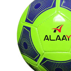 Alaay 2025 Balón de fútbol personalizado Nuevo diseño Tamaño oficial 5 Fútbol Precio barato al por mayor Cosido a máquina OEM de la fábrica de China - Product Image 4
