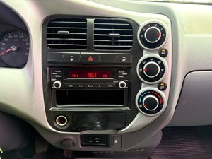 Perfecto para Bong0 3 Turbo Diésel Automático LHD Pickup 2019 Asientos de Cuero Interior Oscuro Euro VI Techo Solar - Product Image 5