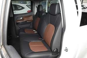 รถกระบะขนาดกลาง Great Wall Wingle 7 เครื่องยนต์เทอร์โบ 2.0T 170 แรงม้า ขับเคลื่อนล้อหลัง เกียร์ธรรมดา/อัตโนมัติ พวงมาลัยซ้าย ภายในสีเข้ม ใหม่ - Product Image 5