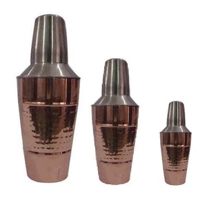 Shaker à cocktail en acier inoxydable fini antique Barware Design martelé personnalisé par le designer - Product Image 6