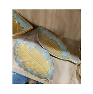 Bandeja de cerámica decorativa Art Deco hecha a mano para servir desayuno aperitivos fruta café té para Comedor Cocina baño tocador uso - Product Image 1