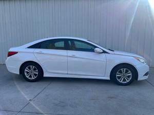 Hyundai Sonata GLS 2014 usado en venta a bajo precio - Product Image 5
