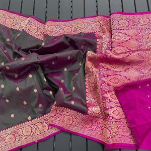 Saris de seda brocada pura hechos a medida ideales para reventa por diseñadores de ropa y tienda de moda Dark Blue Saree - Product Image 6