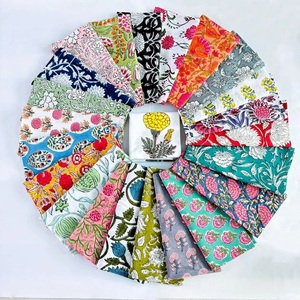 Surtido Mix and Match Servilletas florales 100% Algodón Bloque de mano personalizado Floral 100% Servilletas de tela de algodón Servilletas de comedor Navidad - Product Image 1