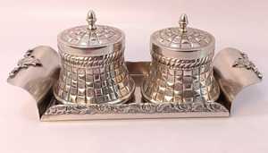 กล่องเครื่องประดับโบราณทำจากทองเหลืองสีเงินพร้อมรูปทรงสี่เหลี่ยมสไตล์วินเทจสำหรับเก็บสิ่งของมีค่า - Product Image 3