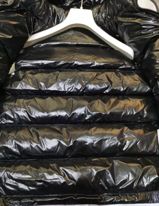 Chaleco Acolchado de Plumón Personalizado de Alta Calidad con Logotipo, Chaleco Ligero Cortavientos con Bolsillo para Hombre y Mujer - Product Image 6