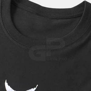 T-shirts tendance pour hommes, col rond, conçus pour un confort quotidien avec un tissu doux, une sensation légère et un style prêt pour la ville. - Product Image 2