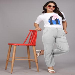 Meilleures ventes Bas d'entraînement léger et élégant pour femmes avec poche durable pour les activités de plein air exclusif - Product Image 1