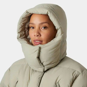 Veste matelassée en duvet pour femme Light Lav avec capuche réglable et manteau d'hiver à bulles, chaude et élégante avec un design - Product Image 4