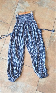 Pantalones con parte delantera plana para mujer con cintura elástica, ropa informal para vacaciones de verano, precios al por mayor disponibles - Product Image 3