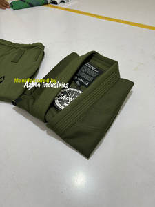 Venta al por mayor 100% algodón perla onda 450 GSM con parches Jiu Jitsu brasileño bordado personalizado BJJ Gi para profesionales - Product Image 4