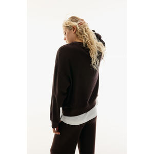 เสื้อฮู้ดดี้โอเวอร์ไซส์ทรงหลวมสำหรับผู้หญิง เสื้อสเวตเชิ้ตยูนิเซ็กซ์ สตรีทแวร์ เสื้อผ้าคุณภาพสูง เสื้อสเวตเชิ้ตสำหรับกิจกรรมกลางแจ้ง - Product Image 3