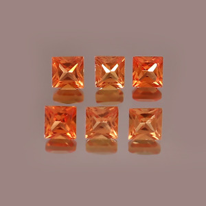Zafiro Naranja Cultivado en Laboratorio, Corte Cuadrado de 13 mm, Facetado, Calibrado, Gema Suelta Certificada para Joyería, Suministro al por Mayor - Product Image 1