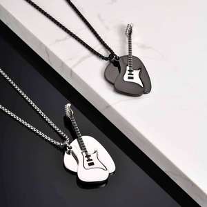 Collar con Colgante de Guitarra de Estilo Punk Rock, Cadena de Acero Inoxidable Resistente al Agua, Joyería de Alta Calidad para Hombre - Product Image 3