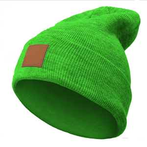 Bonnet bonnet en chanvre tricoté avec empiècements en cuir pour femmes au design personnalisé vente en gros - Product Image 5