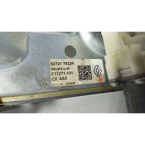 Mécanisme de levage de la vitre arrière. SX RENAULT Kadjar Série 827217622R K9K873 (15>) - Product Image 2