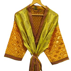 เสื้อคลุมเจ้าสาวน้ำหนักเบาชุดคลุมผ้าไหมสำหรับผู้หญิงชุดนอนเสื้อคลุมยาวพิมพ์ลายดอกไม้อินเดียชุดกิโมโนผ้าไหมส่าหรีรีไซเคิลวินเทจ - Product Image 1