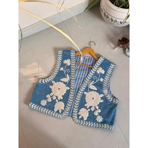 Chaleco Acolchado con Bordado Suzani para Mujer, Decoración Vintage, Prenda Exterior Corta, Primavera, Terciopelo, 100% Algodón, Corte Holgado - Product Image 3