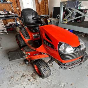 Tondeuse à gazon Kubota haute performance avec une largeur de coupe de - pouces, livraison rapide disponible à la vente - Product Image 1