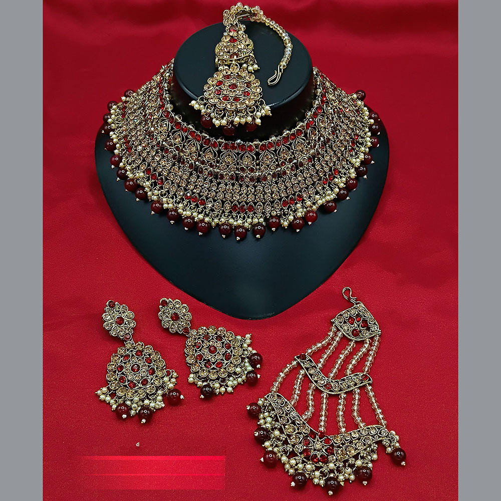 สีน้ำตาลแดง