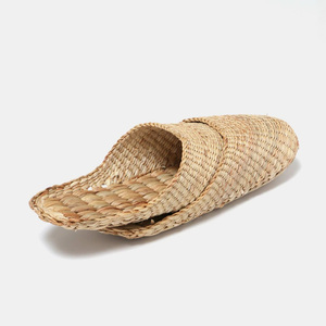 Jacinthe d'eau femme et homme pantoufles diapositives faites à la main durable naturel pantoufles en gros le moins cher - Product Image 5