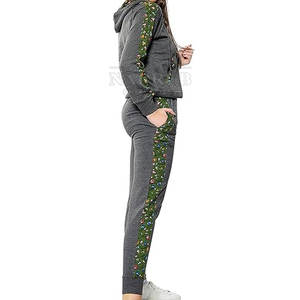 Nouveau stock Survêtement brodé pour femme pour tenue décontractée Ajustement lisse et look élégant Survêtement brodé de qualité supérieure - Product Image 4