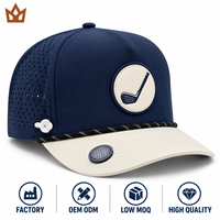 Casquette de baseball personnalisée 5 panneaux imperméable avec logo en patch de caoutchouc, trous découpés au laser, porte-tee en corde perforée et marqueur de balle magnétique