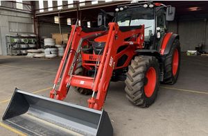 Tractor KIOTI HX1402 - 140 Caballos de Fuerza con Cabina, Cargador y Transmisión Power Shuttle - Product Image 2