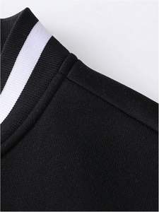 Veste varsity style américain Coupe letterman rétro authentique, matériaux et garnitures personnalisables - Product Image 3