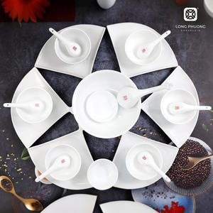 Ensemble de vaisselle en porcelaine de 22 pièces Luc Phien-Inspiré par l'éventail traditionnel symbolisant la féminité et le pouvoir - Product Image 6